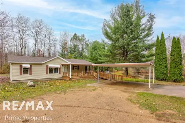 7118 Irish RD, Millington, MI 48746 - Image #3