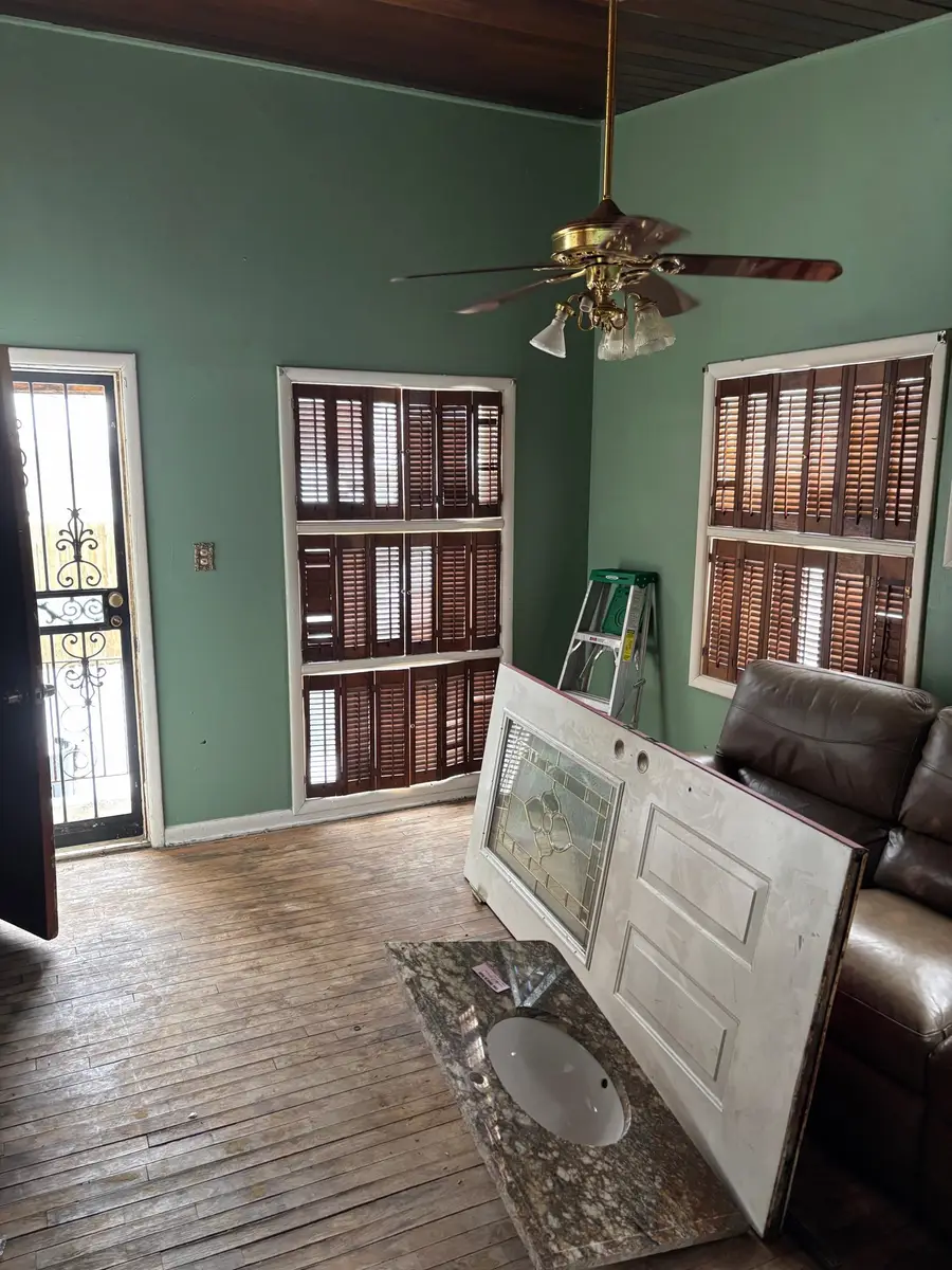 1856 Tebo ST, Flint, MI 48503 - #3