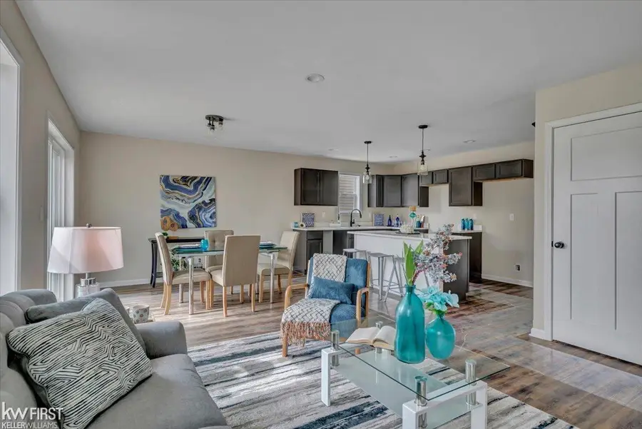 9508 Orchard Lake DR, Davison, MI 48423 - Image #2