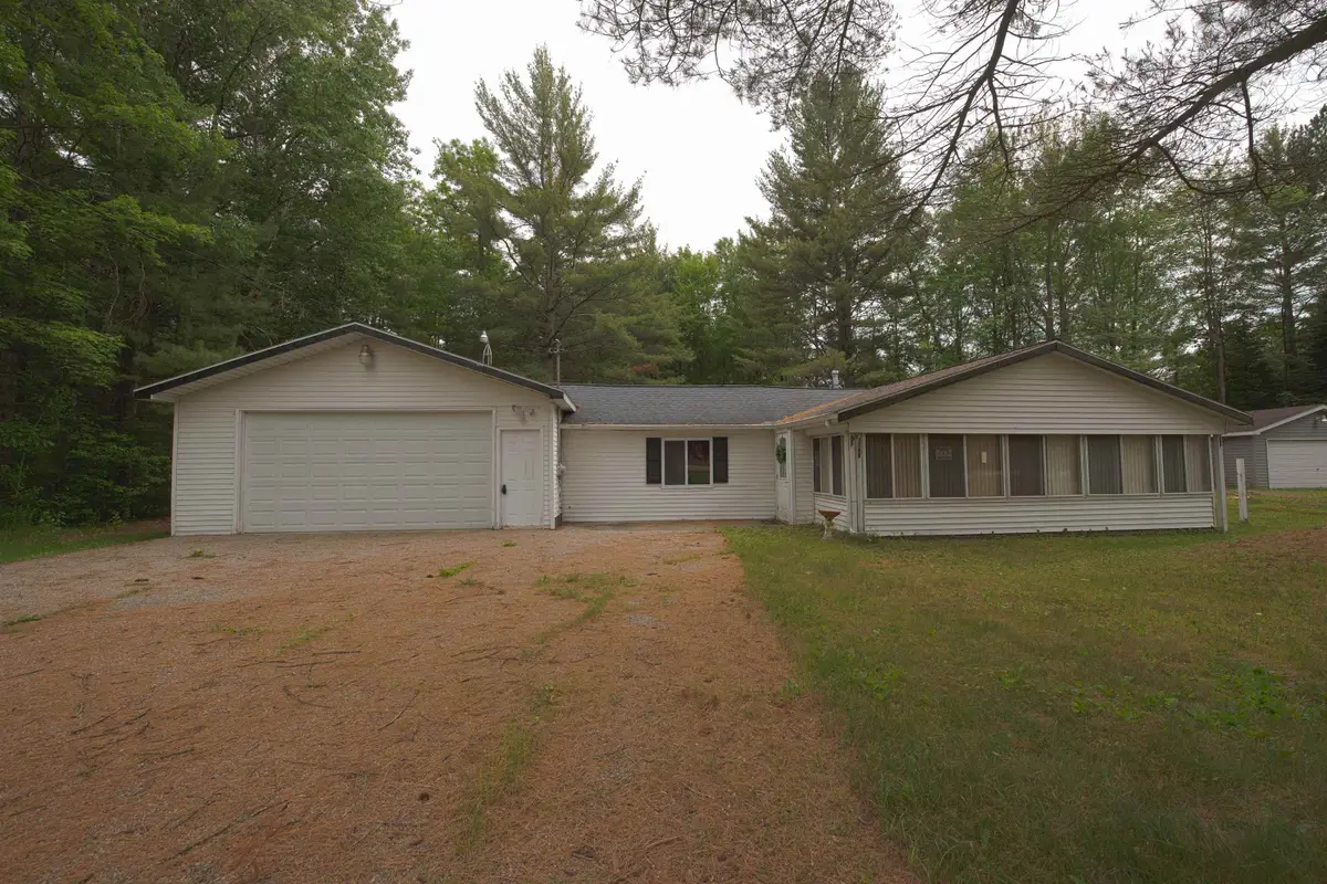 7798 Oak RD, Richfield, MI 48656 - Image #1