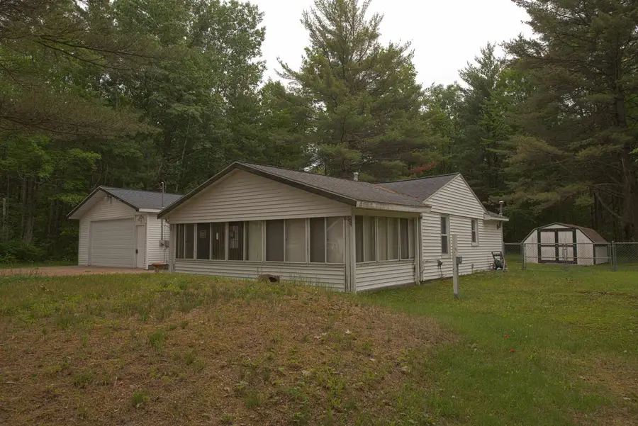 7798 Oak RD, Richfield, MI 48656 - Image #2