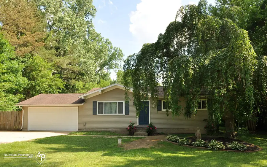 2074 E Farrand RD, Clio, MI 48420 - Image #2