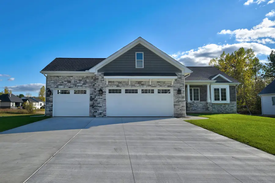 14016 Tupper Lake RD, Linden, MI 48451 - Image #3