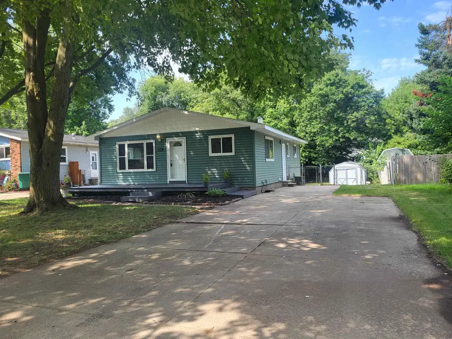 1900 MANORHAVEN ST, Ortonville, MI 48462 - Image #2