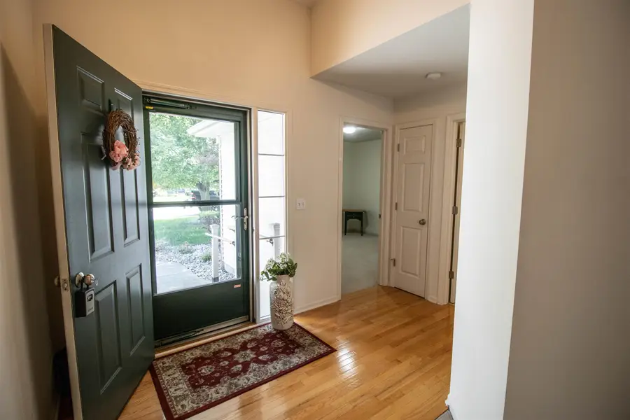 11402 Hidden Oaks DR, Clio, MI 48420 - Image #2