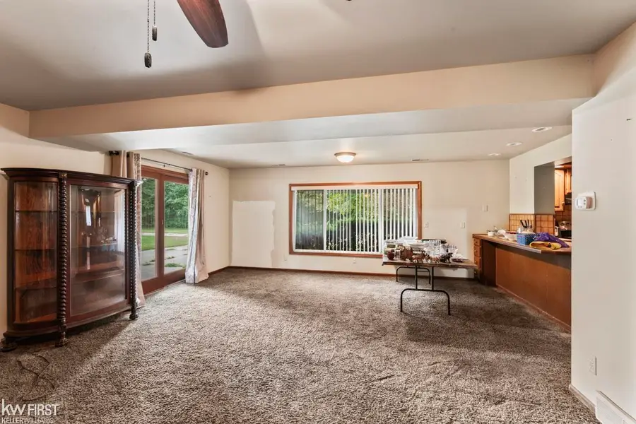 6086 Lewis RD, Beecher, MI 48458 - Image #2