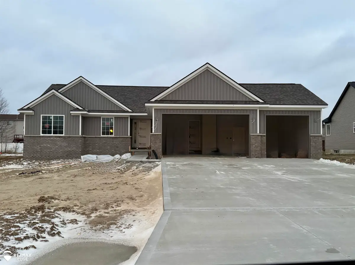 8341 Peninsula CIR, Mundy Township, MI 48439 - Image #1