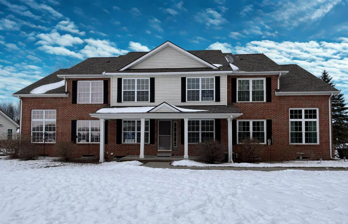 10174 Sunrise DR, Grand Blanc Charter Township, MI 48439 - #1