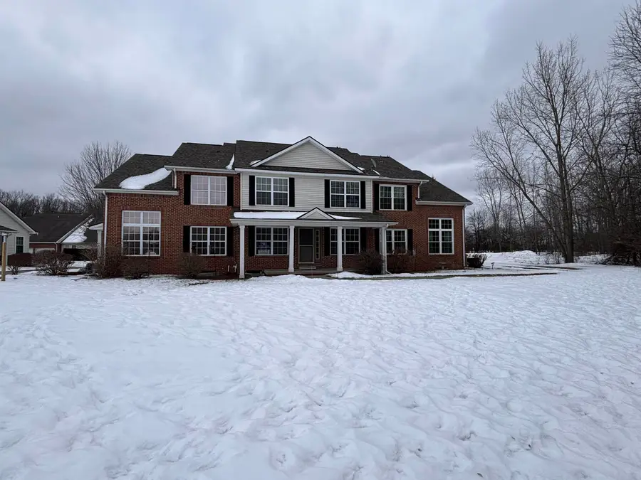10174 Sunrise DR, Grand Blanc Charter Township, MI 48439 - #2