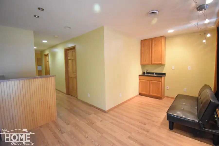 211-213 N Ball ST, Owosso, MI 48867 - Image #2