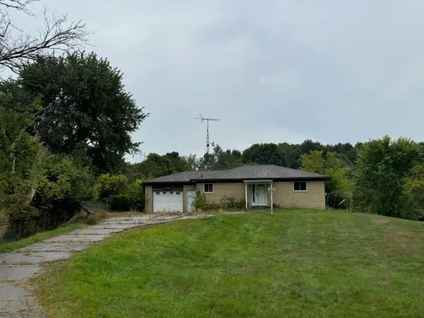 5412 Stanley RD, Flint, MI 48506