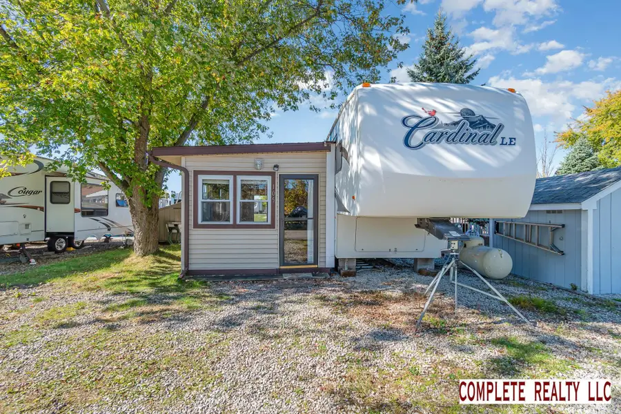 831 S Main St Unit 105 ST, Au Gres, MI 48703 - Image #3