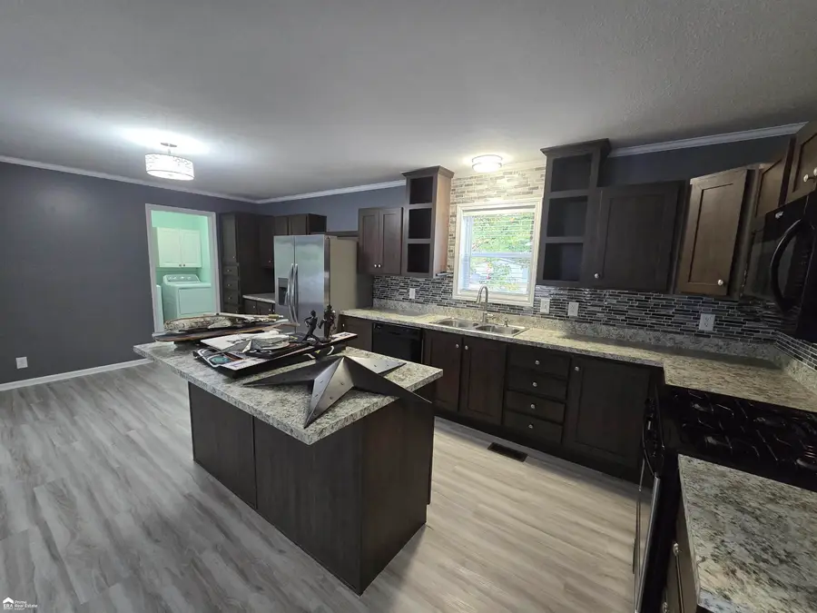 4101 S Sheridan RD, Lennon, MI 48449 - Image #3