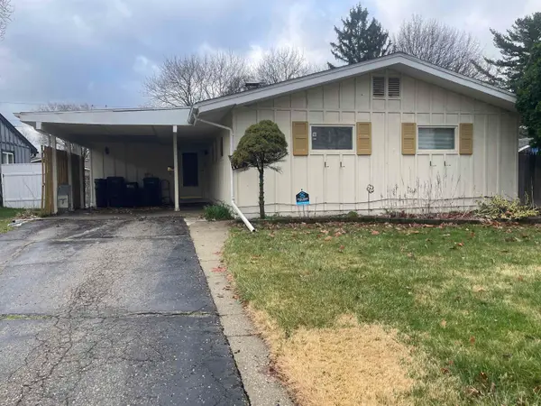 1727 Briarwood DR, Flint, MI 48507