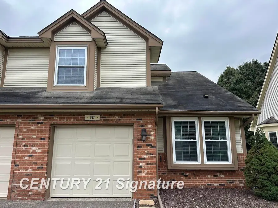837 Whisperwood TRL, Fenton, MI 48430 - Image #2