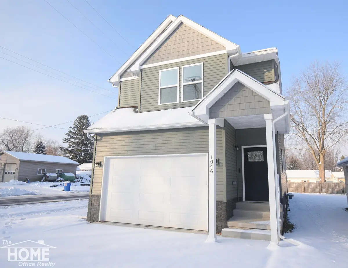 1046 S Pearce ST, Owosso, MI 48867 - Image #1