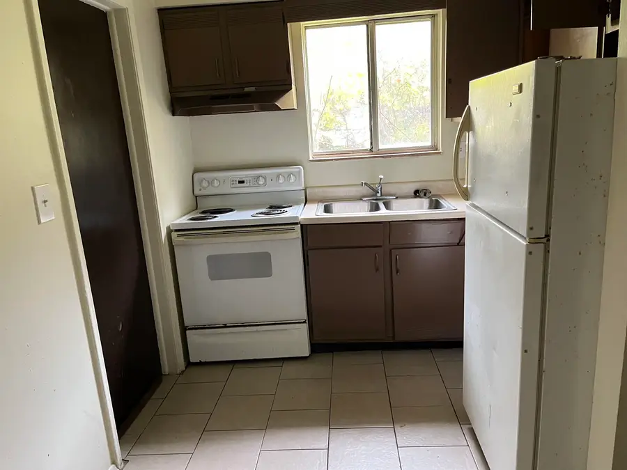 1324 Earlmour BLVD, Flint, MI 48506 - Image #2