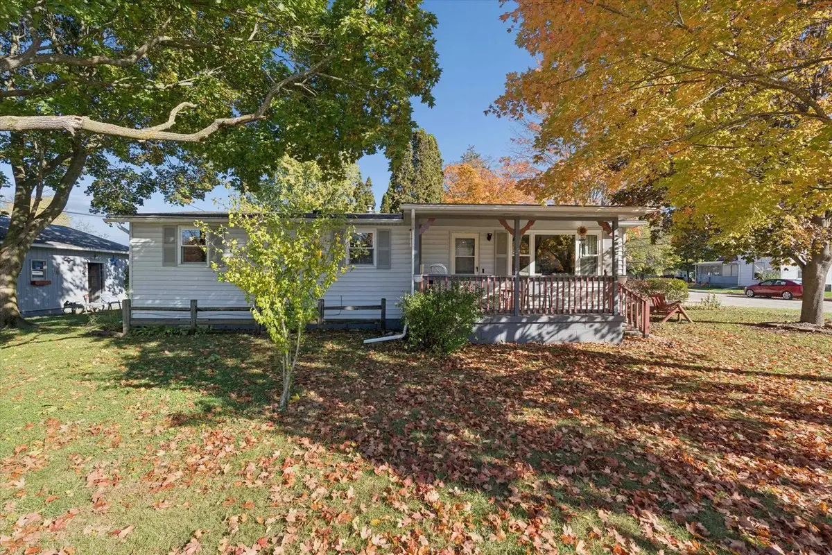 224 W McNeil ST, Corunna, MI 48817 - Image #1