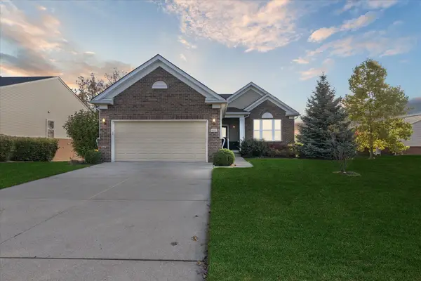 9525 Pine Valley DR, GrandBlanc, MI 48439