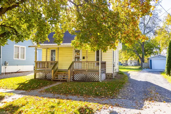 520 E Comstock ST, Owosso, MI 48867