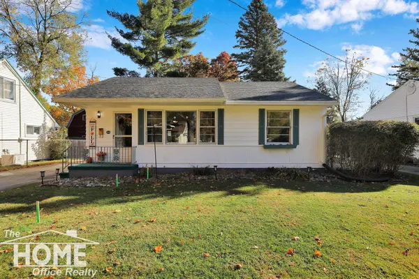 1004 N Ball ST, Owosso, MI 48867