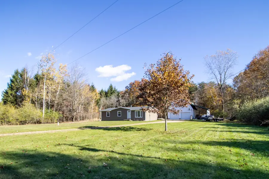 12091 S Meridian RD, Brant, MI 48614 - Image #2