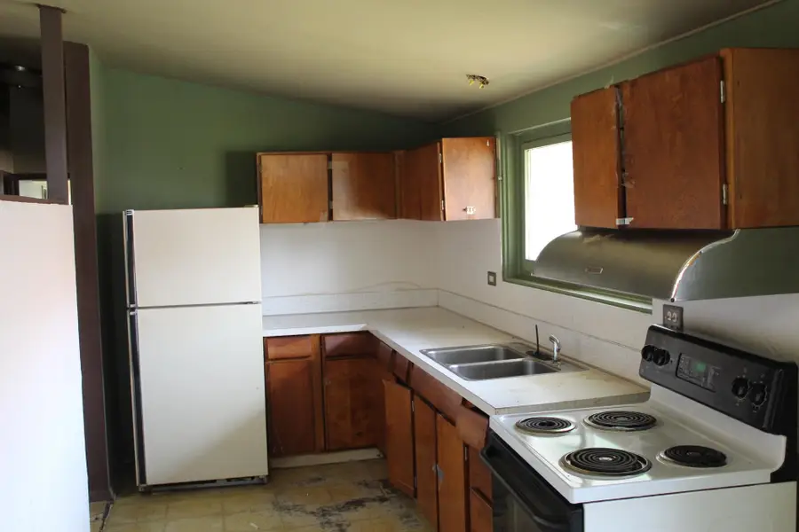 1856 S Averill AVE, Flint, MI 48503 - Image #3