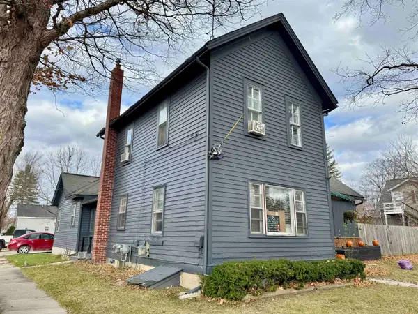 1138 W Oregon RD, Lapeer, MI 48446