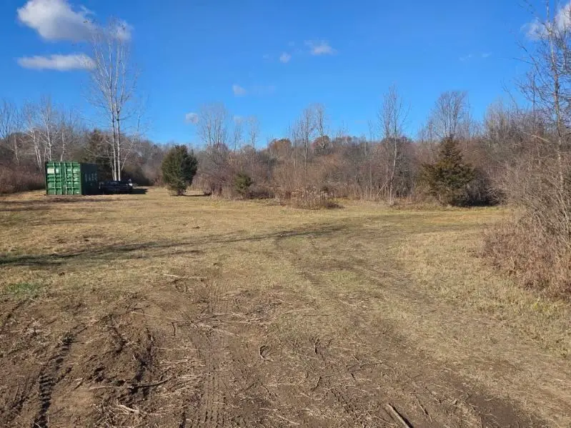 11315 Great Barrington DR, Holly, MI 48442 - Image #1