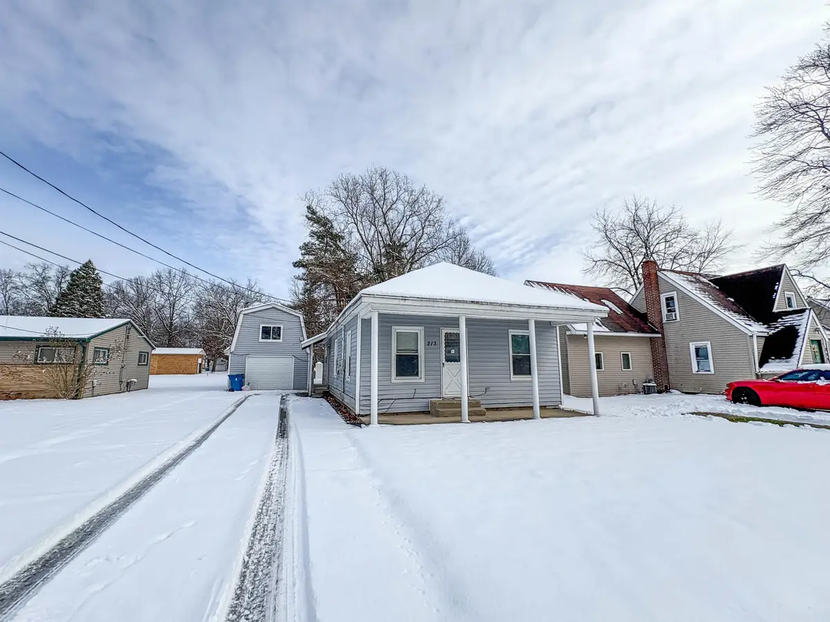213 S Saginaw ST, Montrose, MI 48457 - Image #1