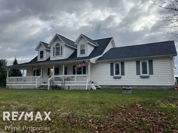 4121 Thom RD, Columbiaville, MI 48421