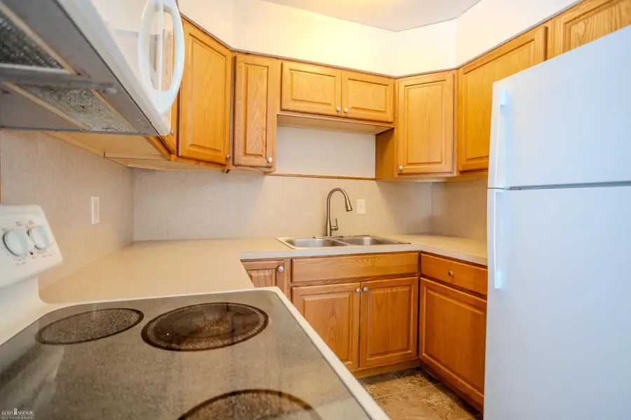 813 Wiltshire, Owosso, MI 48867 - Image #2