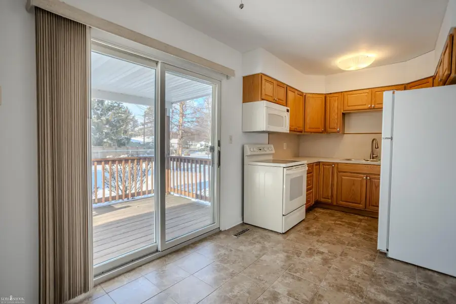 813 Wiltshire, Owosso, MI 48867 - Image #3