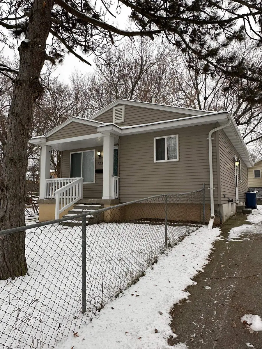 924 Hammond, Flint, MI 48503 - Image #2