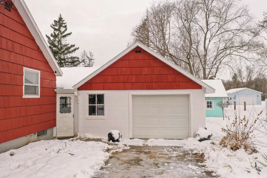 3209 Hospers ST, Grand Blanc Charter Township, MI 48439 - Image #3