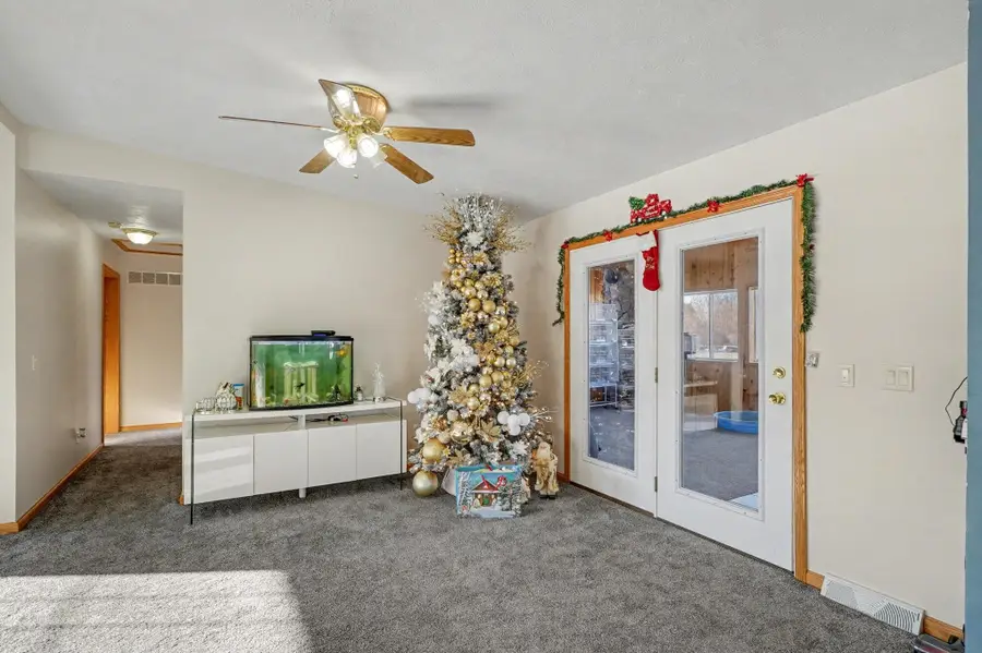 1190 Arthur RD, Remus, MI 49340 - #3