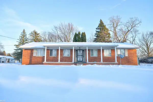 3522 Ridgecliffe DR, Flint, MI 48532