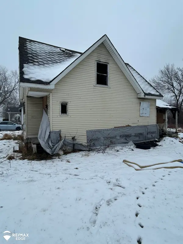 919 S 4th  AVE, Saginaw, MI 48601