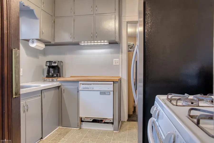 209 S Mcdonnell ST, Corunna, MI 48817 - Image #2