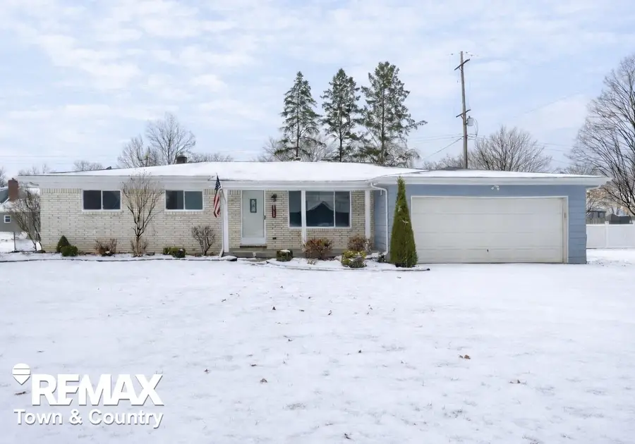 1209 Clearview DR, Flushing, MI 48433 - Image #2