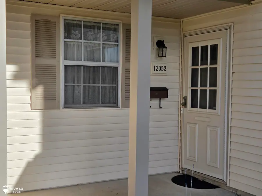 12052 Juniper WAY, Grand Blanc, MI 48439 - Image #2