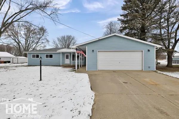 11065 E Goodall RD, Durand, MI 48429