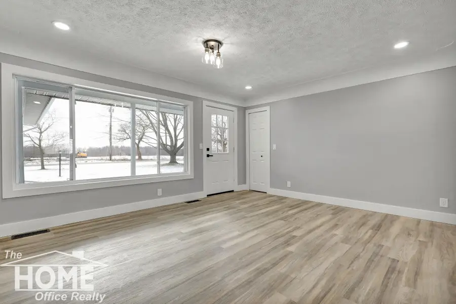 11065 E Goodall RD, Durand, MI 48429 - Image #3
