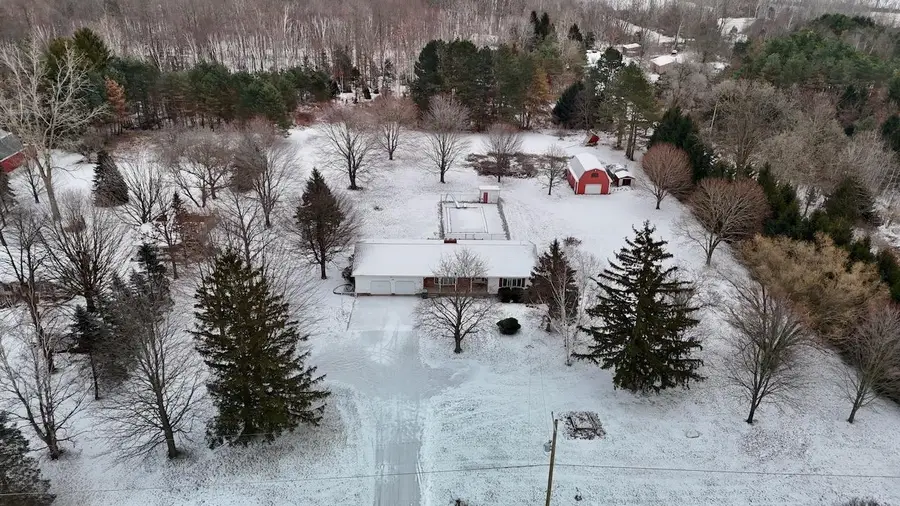 16351 S Oakley RD, Chesaning, MI 48616 - Image #3