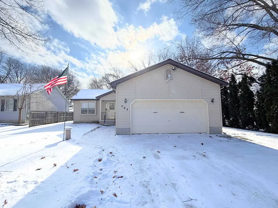 545 Allen ST, Clio, MI 48420 - Image #2