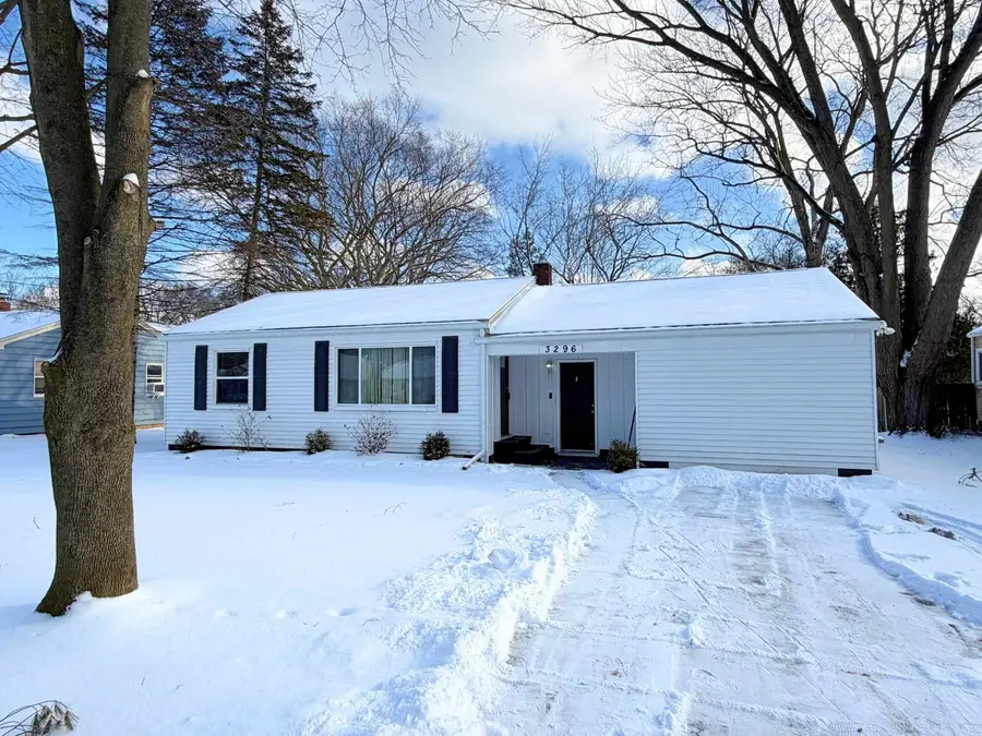 3296 Mills Acres ST, Flint, MI 48506 - Image #2