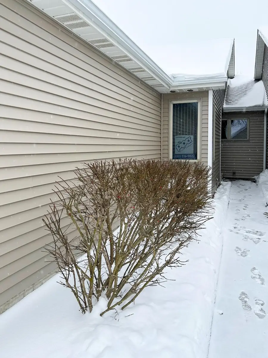 1137 Canary DR, Davison, MI 48423 - Image #2