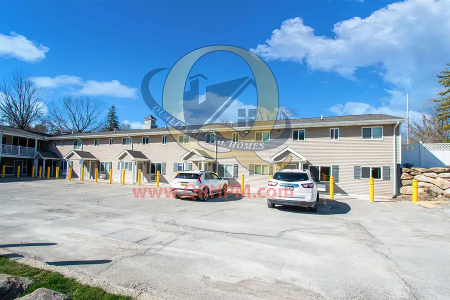 5247 Harold DR, Flushing, MI 48433 - Image #2