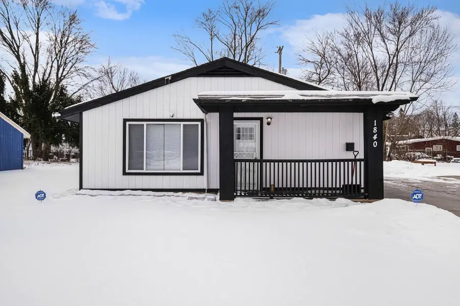 1840 S Averill AVE, Flint, MI 48503 - Image #2