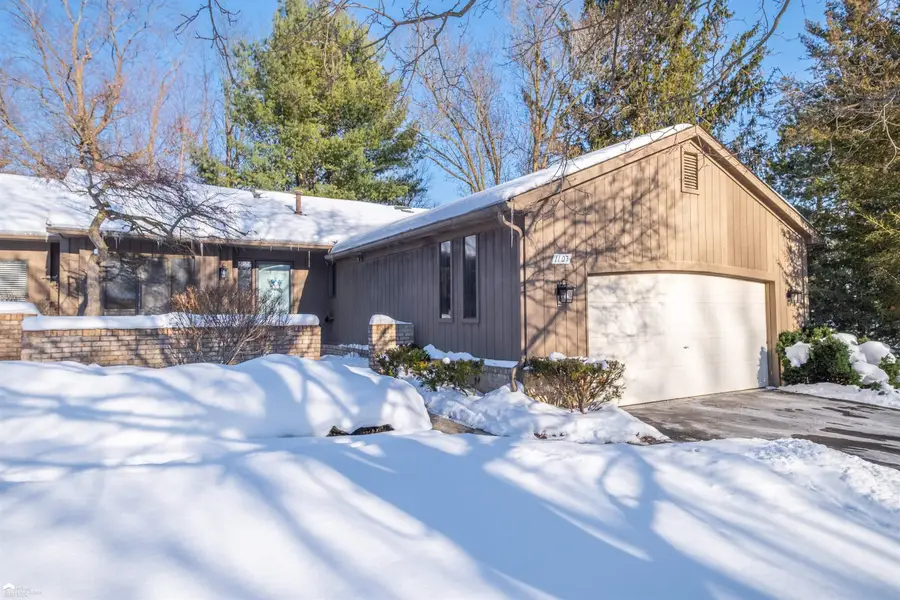 1107 Oak Pointe Unit#48 DR, Waterford, MI 48327 - #2